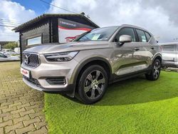 Cinzento Usado 2020 Volvo XC40 SUV | € 28.400 (Preço justo)