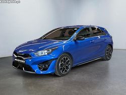 Azul Usado 2023 Kia Ceed GT GT-Line Citadino | € 24.990