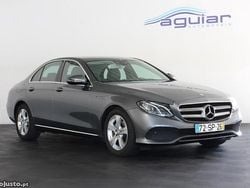 Cinza Usado 2017 Mercedes E220 Avantgarde Sedan | € 30.900 (Bom preço)