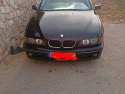 Usado 2000 BMW 525 Sedan | € 3.800