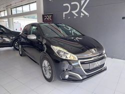 Preto Usado 2016 Peugeot 208 Citadino | € 9.950 (Preço justo)