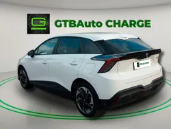 Branco Usado 2023 MG MG4 EV Comfort Citadino | € 24.900 (Caro)
