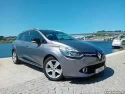 Cinza Usado 2014 Renault Clio GrandTour Carrinha | € 7.950 (Preço justo)