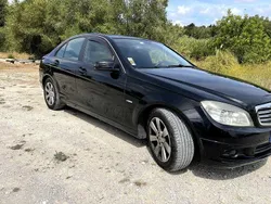 Usado 2009 Mercedes C200 Sedan | € 9.500
