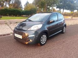 Cinzento Usado 2013 Peugeot 107 Citadino | € 6.950 (Preço justo)