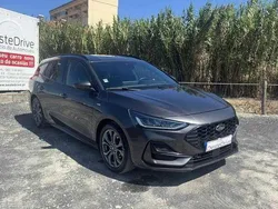 Cinza escuro Usado 2022 Ford Focus ST-Line Carrinha | € 18.400 (Preço justo)