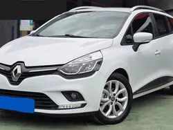 Branco Usado 2017 Renault Clio GrandTour Luxe Carrinha | € 13.900 (Preço justo)