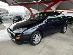 Azul Usado 2001 Ford Focus Trend Citadino | € 3.995 (Caro)