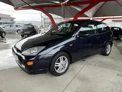 Azul Usado 2001 Ford Focus Trend Citadino | € 3.995