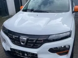 Branco Usado 2022 Dacia Spring Comfort Plus Citadino | € 14.000 (Preço justo)