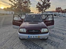 Usado 2001 Suzuki Vitara SUV | € 5.600