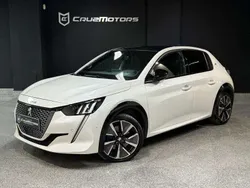 Branco Usado 2022 Peugeot e-208 Active Citadino | € 22.900 (Preço elevado)