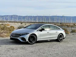 Cinzento Usado 2022 Mercedes EQS580 Sedan | € 77.000