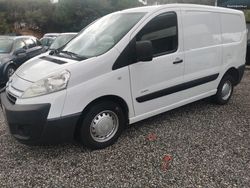Branco Usado 2007 Citroën Jumpy Monovolume | € 6.999