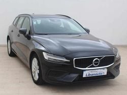 Preto Usado 2022 Volvo V60 Momentum Carrinha | € 39.750 (Caro)