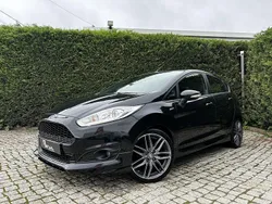 Preto Usado 2016 Ford Fiesta ST-Line Citadino | € 10.490 (Preço justo)