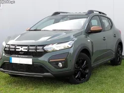 Cinza Usado 2023 Dacia Sandero Stepway Citadino | € 17.950 (Preço justo)
