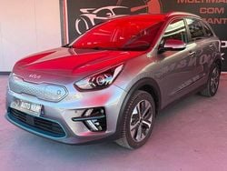 Cinzento Usado 2022 Kia e-Niro SUV | € 24.900