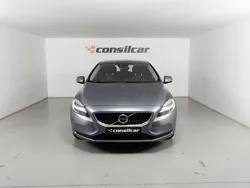 Cinza Usado 2016 Volvo V40 Momentum Carrinha | € 12.980 (Preço justo)