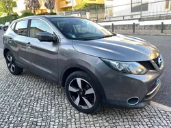 Cinzento Usado 2015 Nissan Qashqai SUV | € 17.500 (Preço justo)