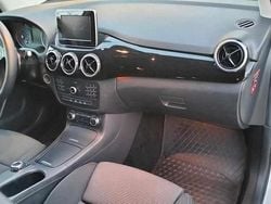 Branco Usado 2018 Mercedes B220 Monovolume | € 15.500