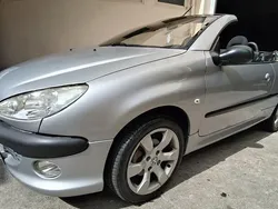 Usado 2001 Peugeot 206 CC Cabrios | € 3.570