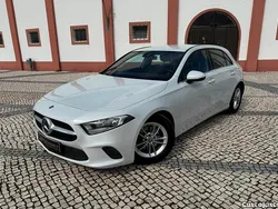 Branco Usado 2019 Mercedes A180 Style Citadino | € 24.900 (Preço justo)