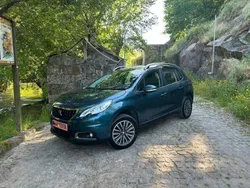 Verde (metalizado) Usado 2016 Peugeot 2008 Active SUV | € 12.990 (Preço justo)