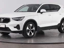 Branco Usado 2024 Volvo XC40 SUV | € 35.900 (Preço elevado)