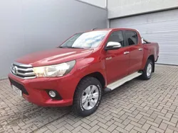 Vermelho Usado 2016 Toyota HiLux Pickup | € 31.000