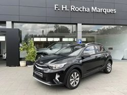 Preto Usado 2024 Kia Stonic SUV | € 17.250 (Preço justo)