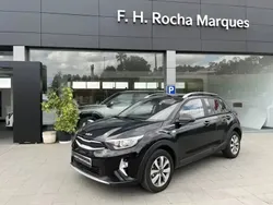 Preto Usado 2024 Kia Stonic SUV | € 17.250 (Preço justo)