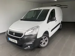 Branco Usado 2018 Peugeot Partner Monovolume | € 11.250 (Preço justo)