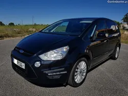 Preto Usado 2014 Ford S-MAX S Monovolume | € 12.450 (Bom preço)