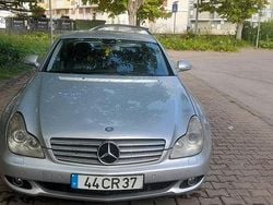 Usado 2007 Mercedes CLS320 Sedan | € 11.250