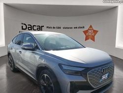 Cinza Usado 2022 Audi Q4 e-tron S-Line SUV | € 33.599 (Preço justo)