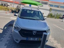 Cinzento Usado 2017 Dacia Lodgy Monovolume | € 6.900 (Super Preço)