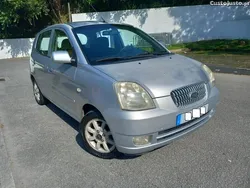 Cinza Usado 2005 Kia Picanto EX Citadino | € 1.990