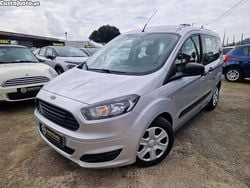 Cinza Usado 2016 Ford Tourneo Monovolume | € 9.990
