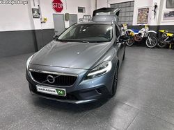 Cinza Usado 2019 Volvo V40 CC Plus Carrinha | € 16.650 (Bom preço)