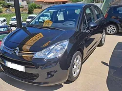 Preto Usado 2016 Citroën C3 Comfort Citadino | € 9.750 (Preço justo)