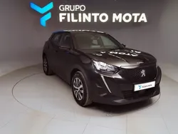 Preto Usado 2023 Peugeot 2008 Active SUV | € 18.670 (Preço justo)