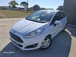 Branco Usado 2015 Ford Fiesta Citadino | € 9.950 (Preço justo)