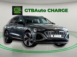Cinza Usado 2023 Audi Q8 e-tron Ambiente SUV | € 59.499 (Preço elevado)