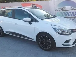 Branco Usado 2017 Renault Clio IV LIMITED Citadino | € 10.850 (Preço justo)