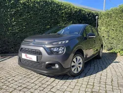 Cinzento Usado 2021 Citroën C3 PureTech Citadino | € 12.340 (Bom preço)