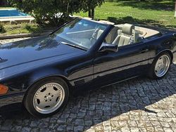 Preto Usado 1989 Mercedes SL300 Coupé | € 54.900