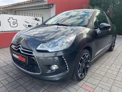 Cinza Usado 2012 DS Automobiles DS3 Chic Citadino | € 8.600