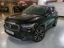 Preto Usado 2021 Volvo XC40 Inscription SUV | € 31.100 (Bom preço)
