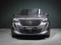 Cinzento Usado 2023 Peugeot 2008 SUV | € 18.900 (Preço justo)